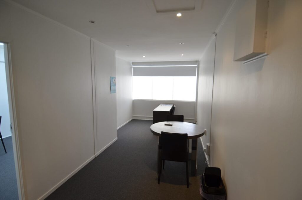 comemrcial property-office-henderson-west auckland